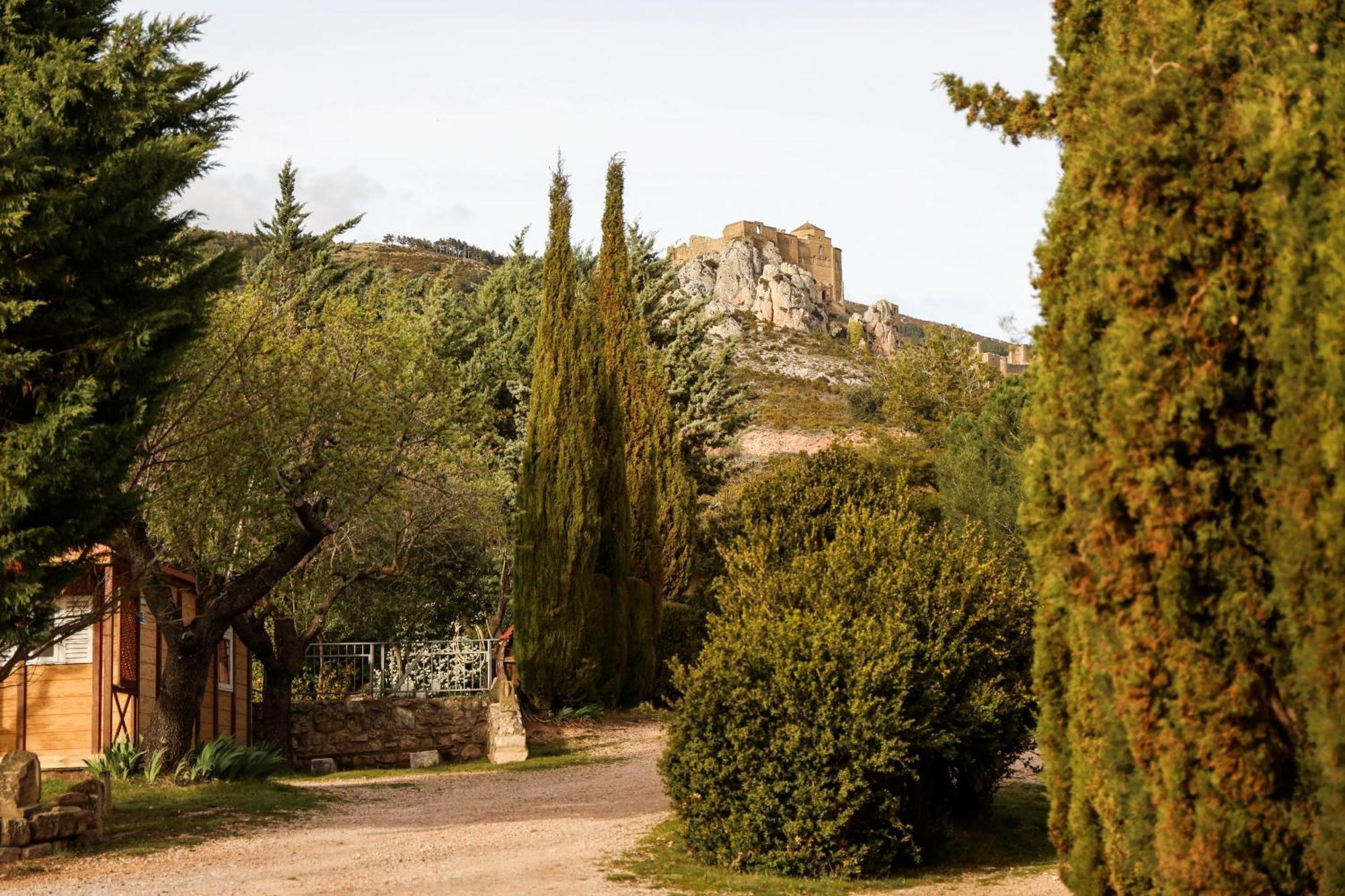 Camping Castillo De Loarre Exteriör bild