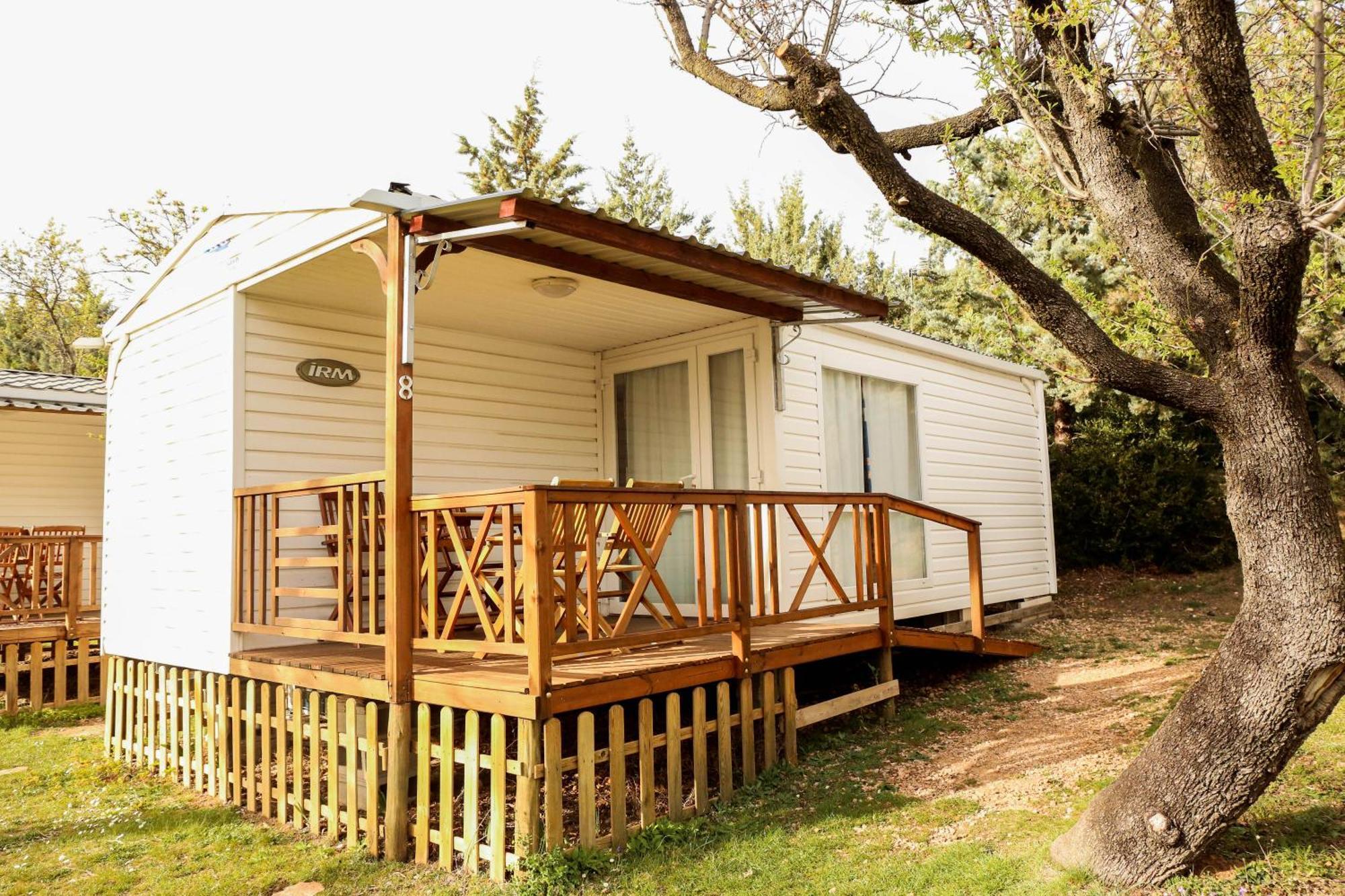 Camping Castillo De Loarre Exteriör bild