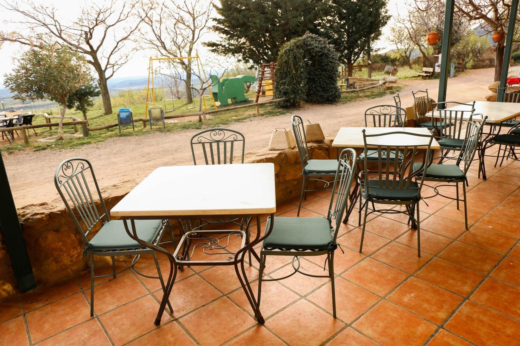 Camping Castillo De Loarre Exteriör bild