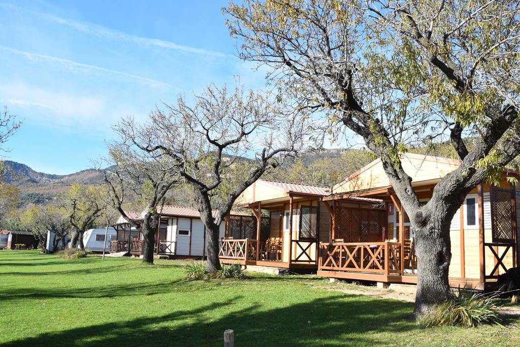 Camping Castillo De Loarre Exteriör bild